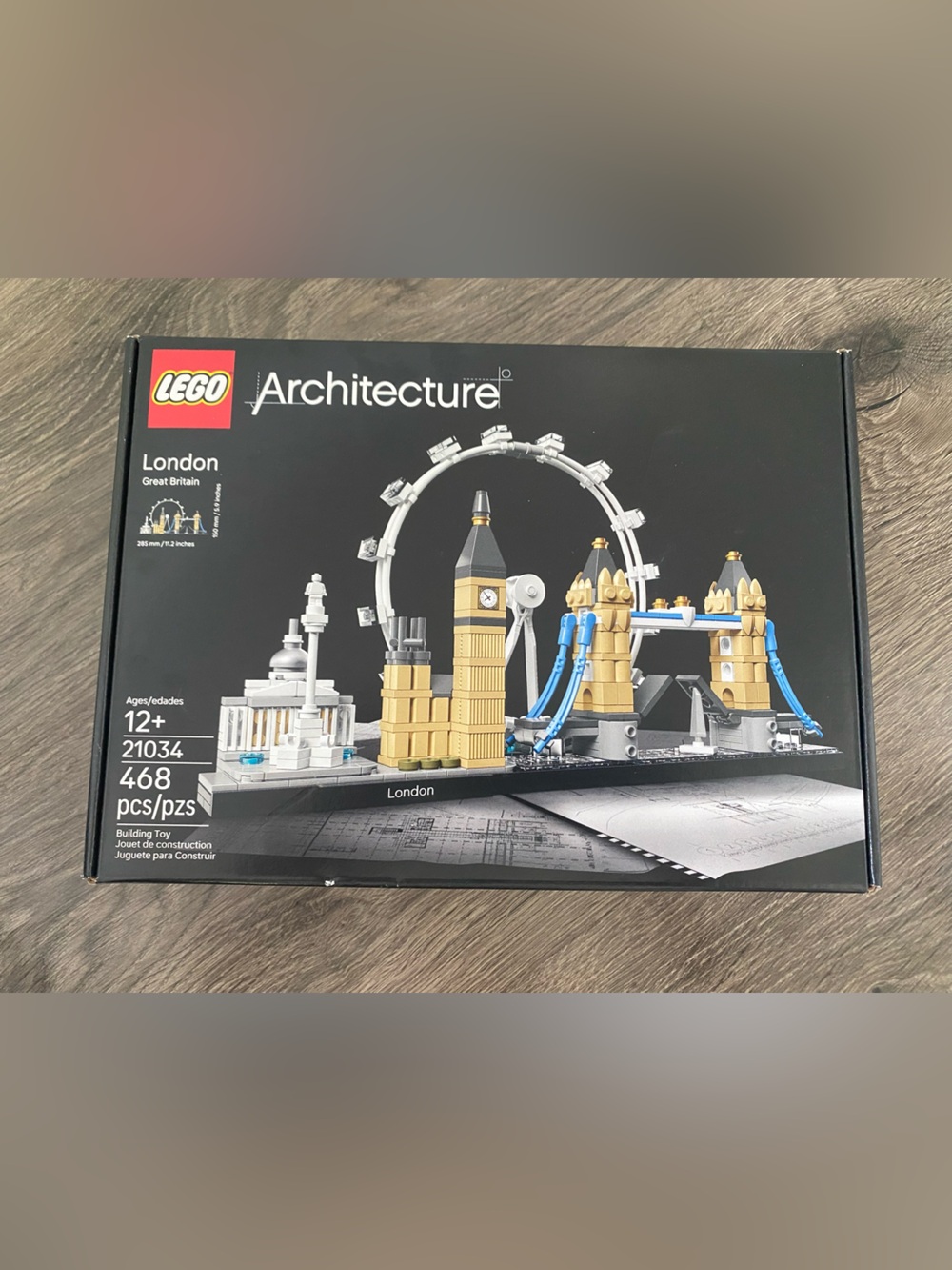 Lego Architecture London Great Britain Skyline - Set 21034 Sealed w/468 pieces.